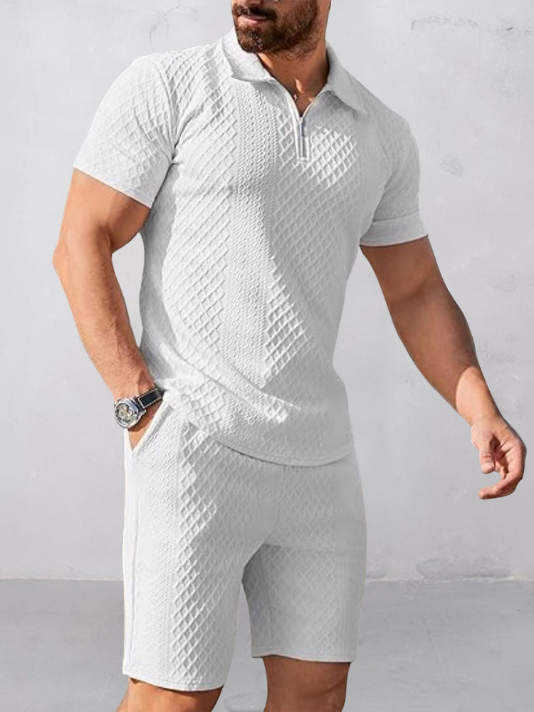 Trendigt Texturerad Pikétröja Shorts Outfit